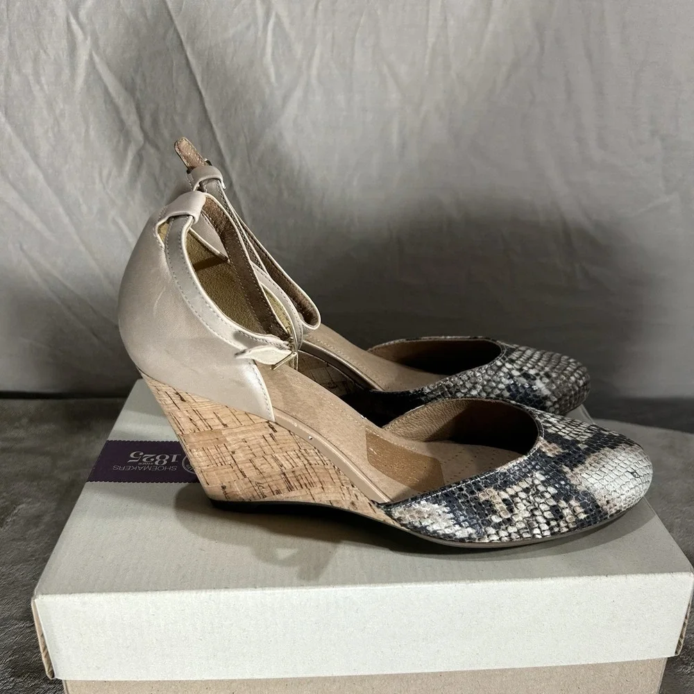 Clarks Women's Purity Hyline Natural Python Snake Cork Wedge Sandals Size 8.5